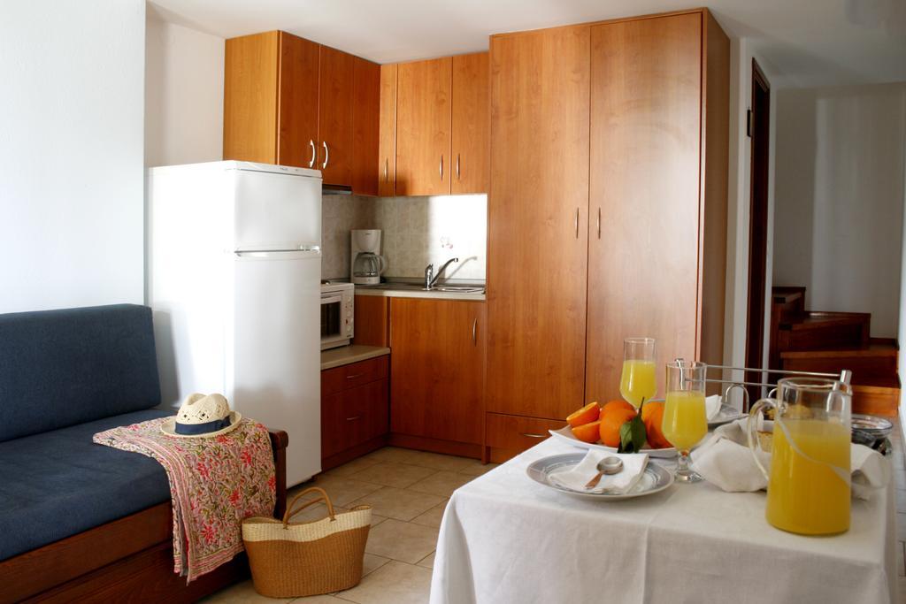 Zouzoulas Filoxenia - Koralia Apartments Milína Pokoj fotografie